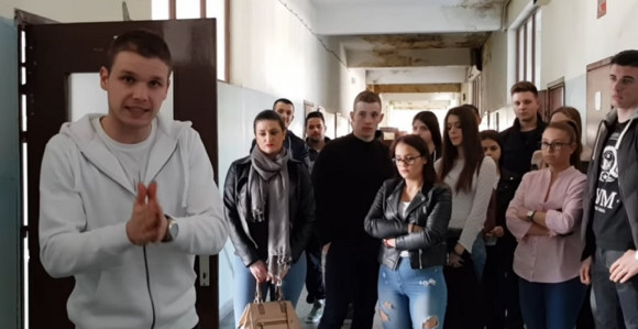 "У бањалучкој Техничкој школи је катастрофа, а мене прогоне због истине"!