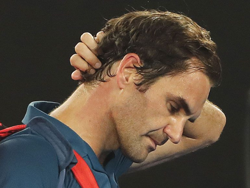 Федерер: Играо сам више од 1.400 мечева под боловима!