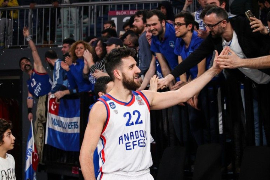 Realova grandiozna lista želja: Miciću opale šanse!