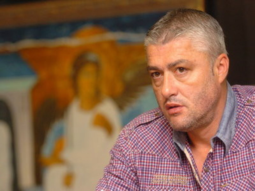 Danilovića izbo vlasnik kafane? 