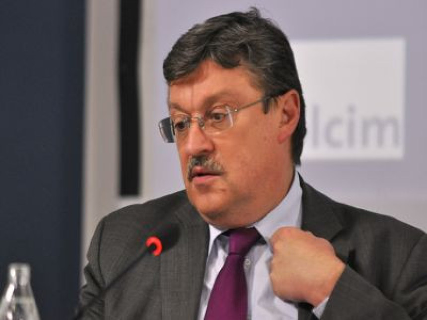 Simić: CDU ni da čuje za datum Srbiji!