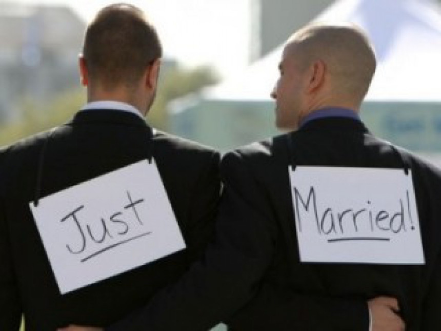 Pobuna u Konzervativnoj partiji zbog zakona o gej brakovima