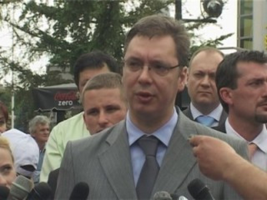 Vučić obećao nova radna mjesta na sjeveru Kosmeta