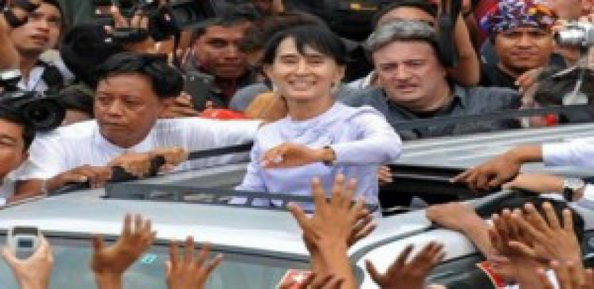 Partija Aung San Su Ći prekida bojkot i ulazi u parlament