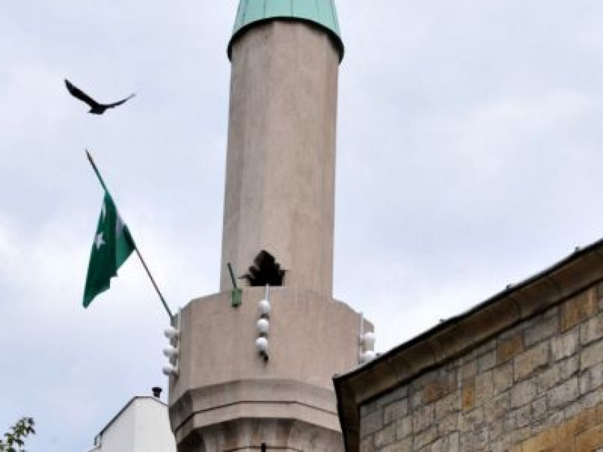 Švajcarska: Bošnjaci crkvu pretvorili u džamiju!
