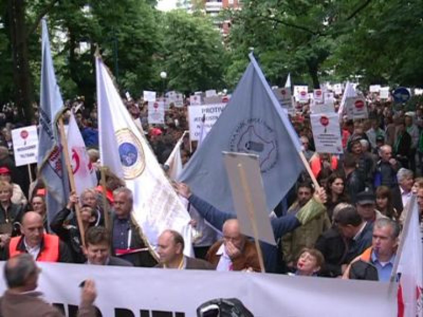 Protesti radnika u Sarajevu  (VIDEO)