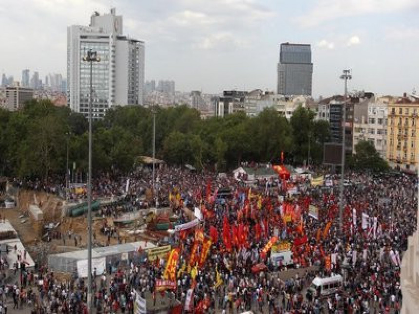 Пети дан протеста у Турској