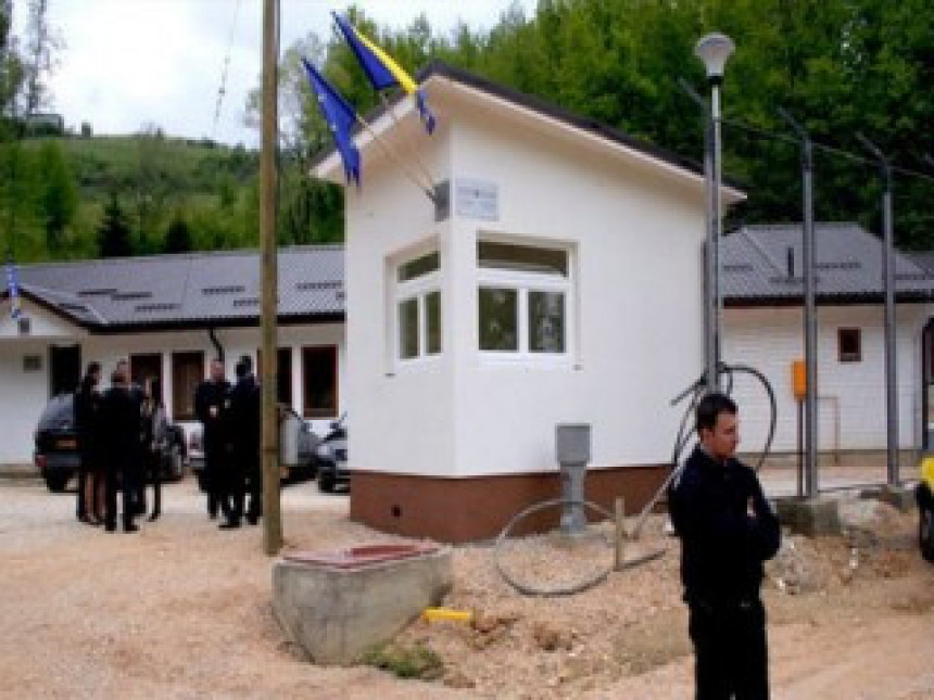 Adem Osmanović deportovan u Crnu Goru