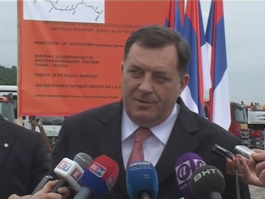 Dodik obećava nova radna mjesta