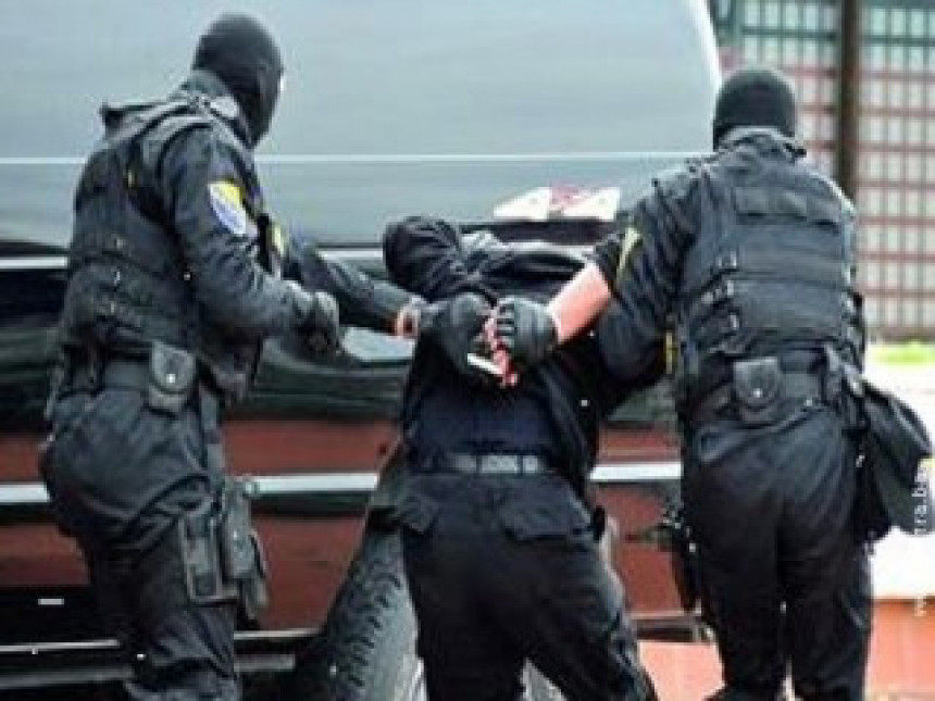Sarajevo: Vatreni okršaj sa policijom