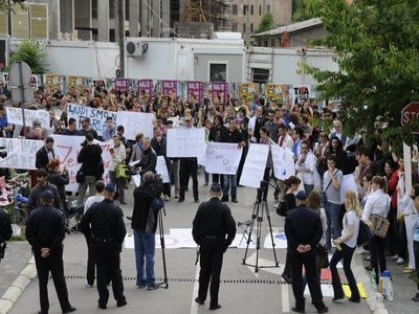 Питање "Сејдић-Финци" -нови захтјев демонстраната?