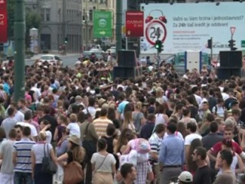 Bebi protesti u Sarajevu (VIDEO)