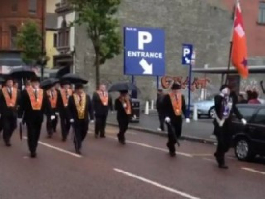 Ирски министар повријеђен на паради