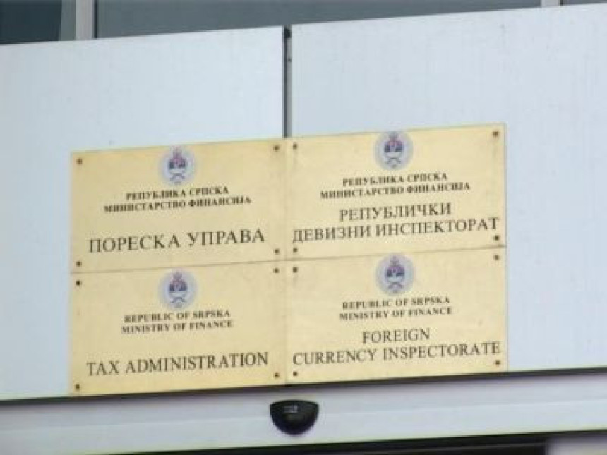 Poreska uprava zapošljava kao na traci (VIDEO)