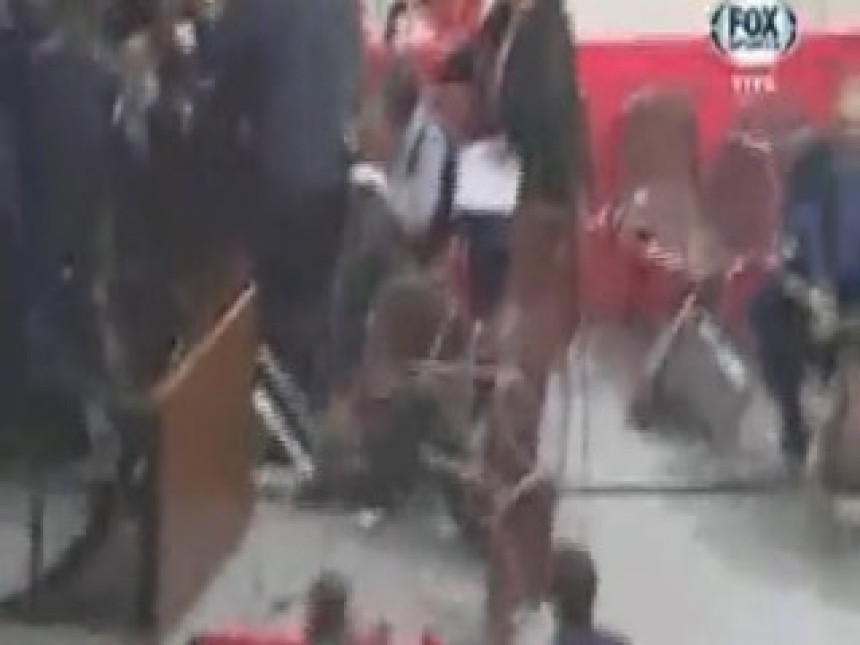 Brutalni napad na predsjednika Independijentea
