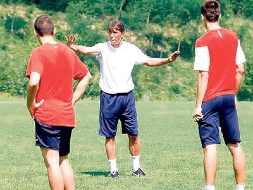 Fudbaleri Zvezde porazom završili pripreme