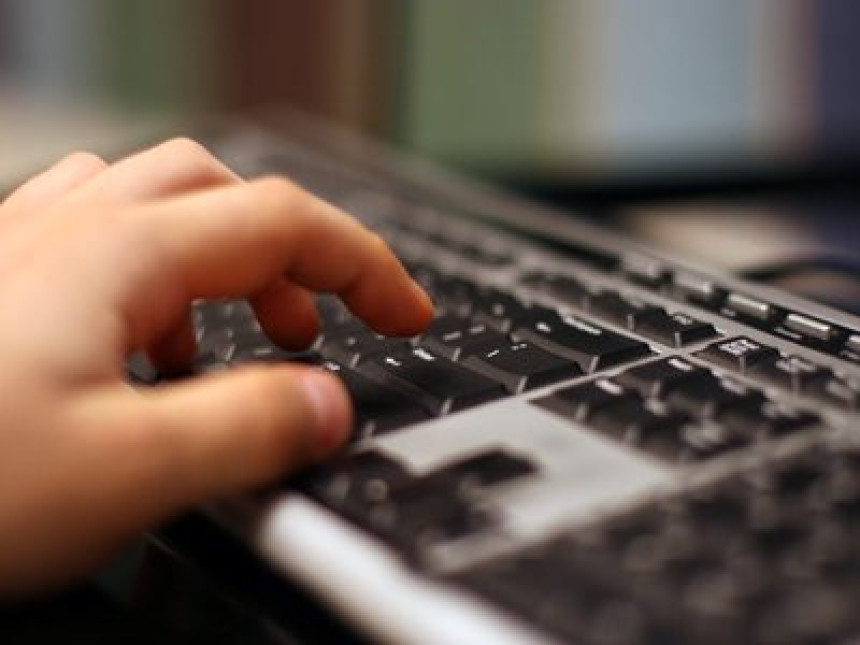 Ko kontroliše internet u Srpskoj?