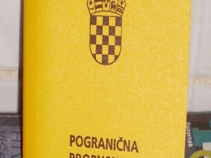 Pogranične propusnice poskupjele 400 posto