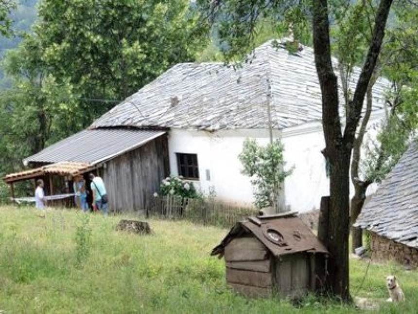 У Ариљу Дан жалости