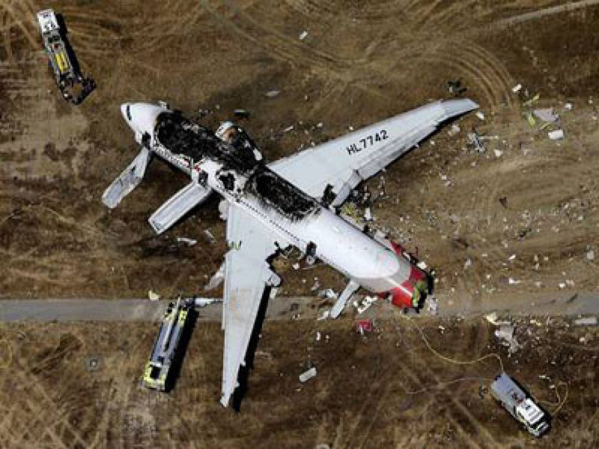 Пилоти покушали да подигну авион 