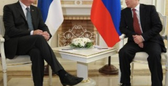 Nikolić doputovao u Soči, sutra sa Putinom