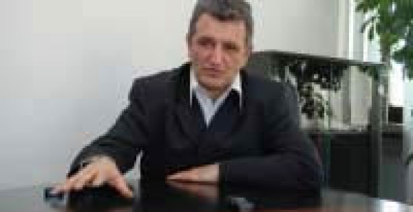 Омогућити Младићевој и Караџићевој одбрани увид у архиву ВРС