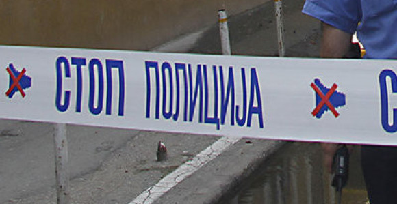 Maloljetnik skočio sa četvrtog sprata zgrade!
