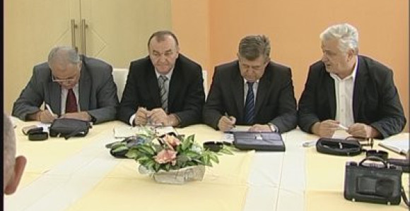 Lokalne zajednice u izuzetno teškom položaju (VIDEO)