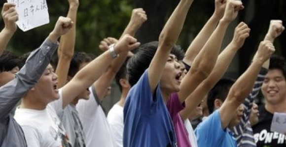 Studenti u Kini protiv penzionera