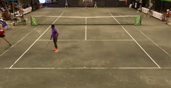 Glasan seks prekinuo meč