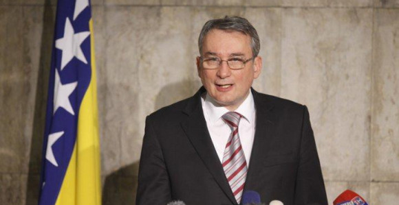 Oboriti zakone o akcizama