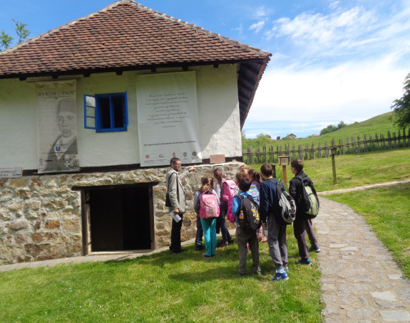 Dani muzeja, jezika i pisma