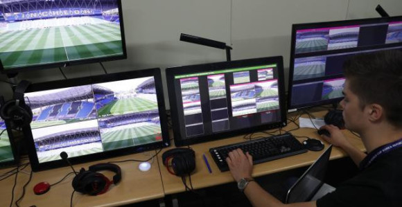 FIFA: VAR i na ekranima stadiona u Rusiji tokom meča!
