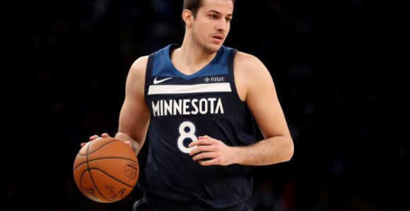 Bjelica zablistao u porazu, LBJ u plej-of brzini!