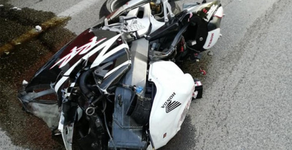 Povrijeđena osoba na motoru