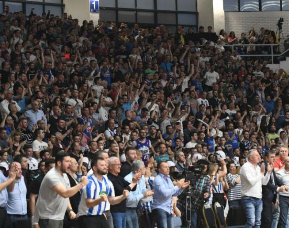 Zvanično: Tribine Morače ispražnjene do trećeg reda!