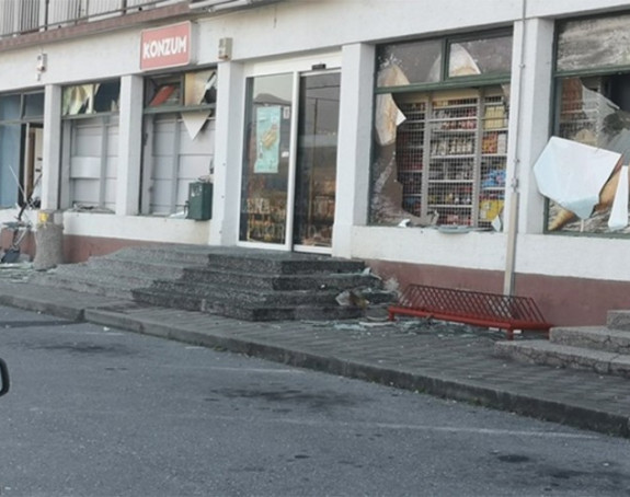Tresle se kuće od eksplozije