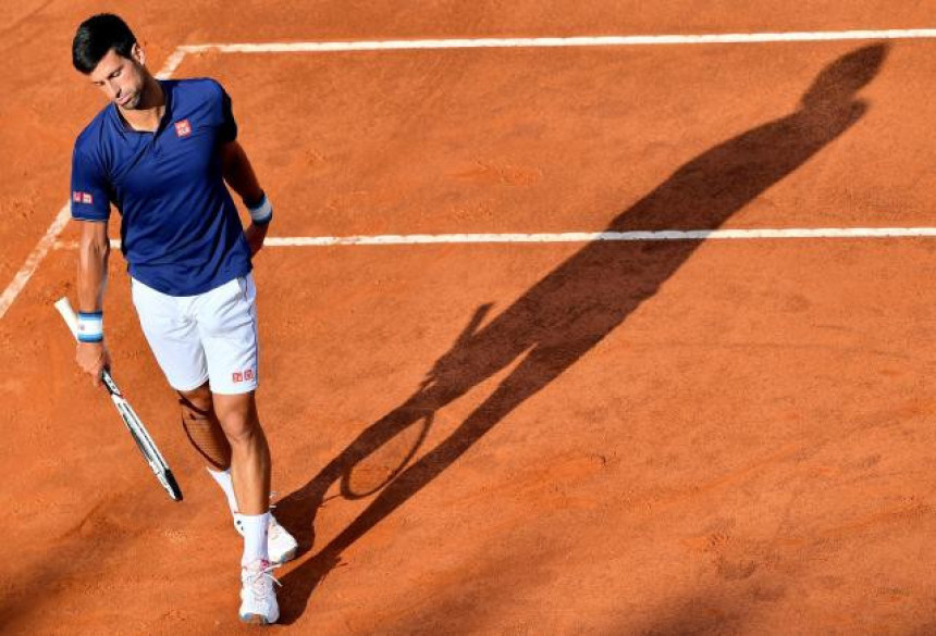 Đoković se ponovo žalio na terene u Rimu!