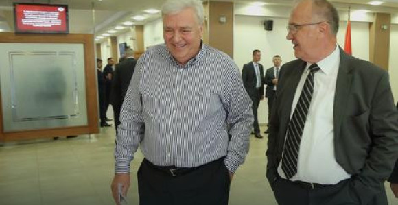 Pavićev DNS se vraća u staro jato 