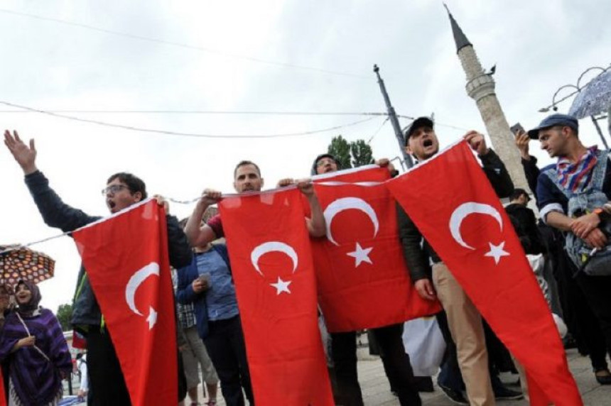 Turci stižu na miting Erdogana