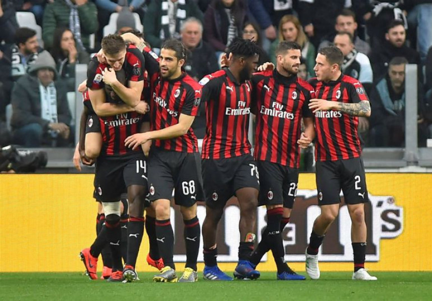 ITA: Donaruma vodi Milan ka Ligi šampiona!