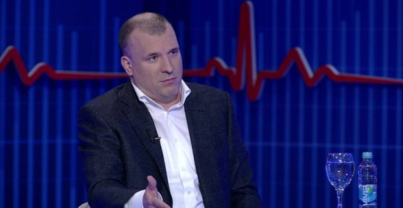 Pitanje Kosova je teret za Vučića 