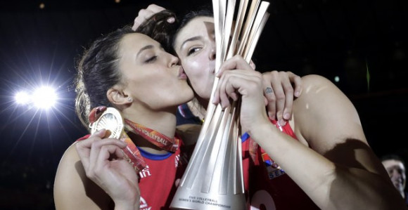 Srbi na krovu Evrope!