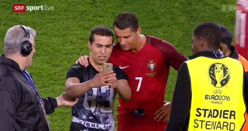Veliki Ronaldo i šokantno obezbeđenje!