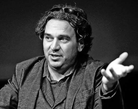 Poznati glumac zaklan u stanu