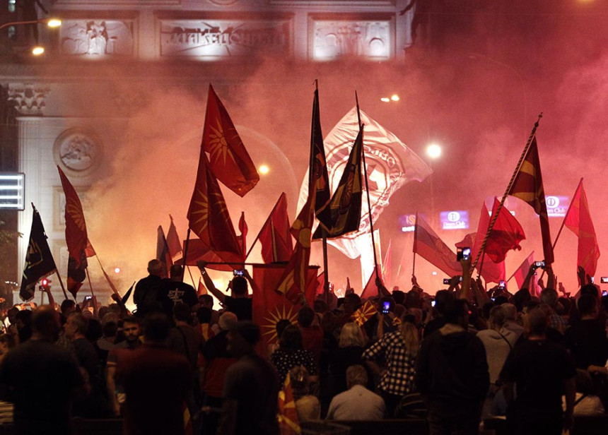 Građani hoće blokadu Sobranja