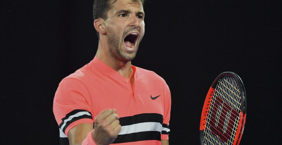 Bugarin izbacio Džumhura, čeka Novaka u Kvinsu!