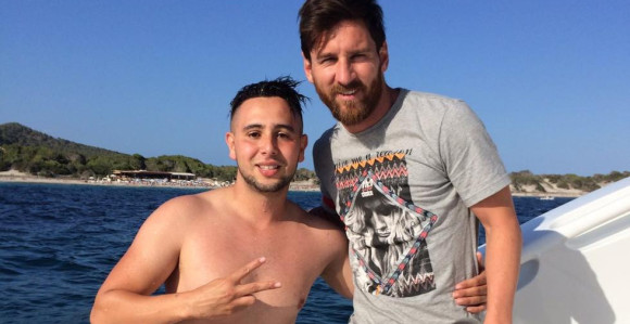 Plivao kilometar zbog fotografije sa Mesijem!