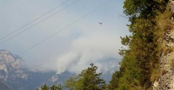 Helikopter stigao u Jablanicu