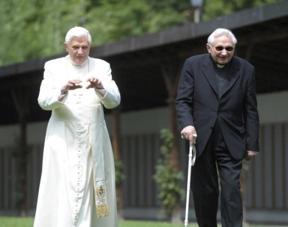 Skandal trese katoličku crkvu